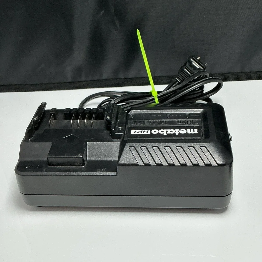Metabo HPT BSL1830C 18V 3.0Ah Li-Ion Battery W. Charger UC 18YKSL